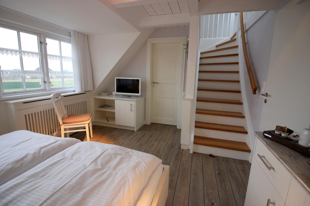 Ual Oeoemrang Wiartshues Hotell Norddorf Exteriör bild